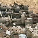 南通锻压2000吨，台面2米3米，开口3米，油缸行程1.8米.